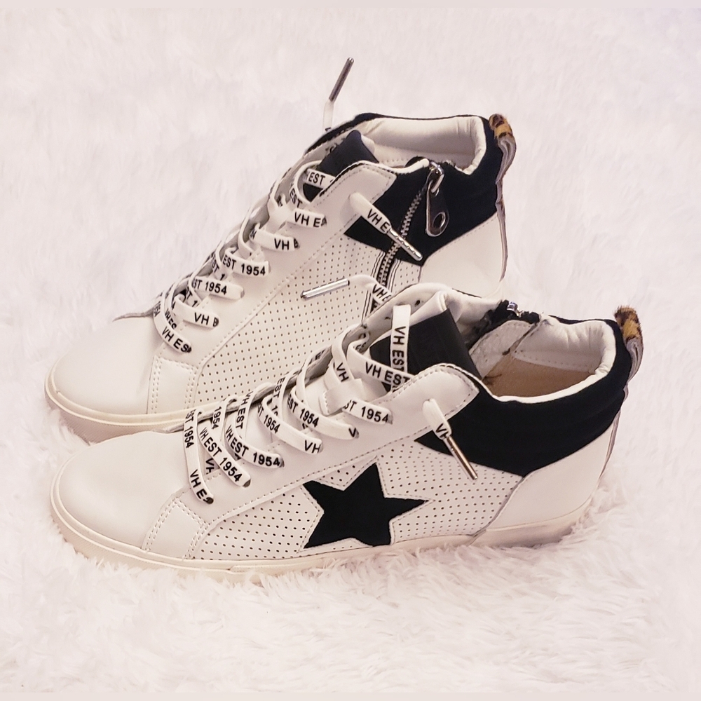 Vintage Havana White and Black Star High-Top Sneakers